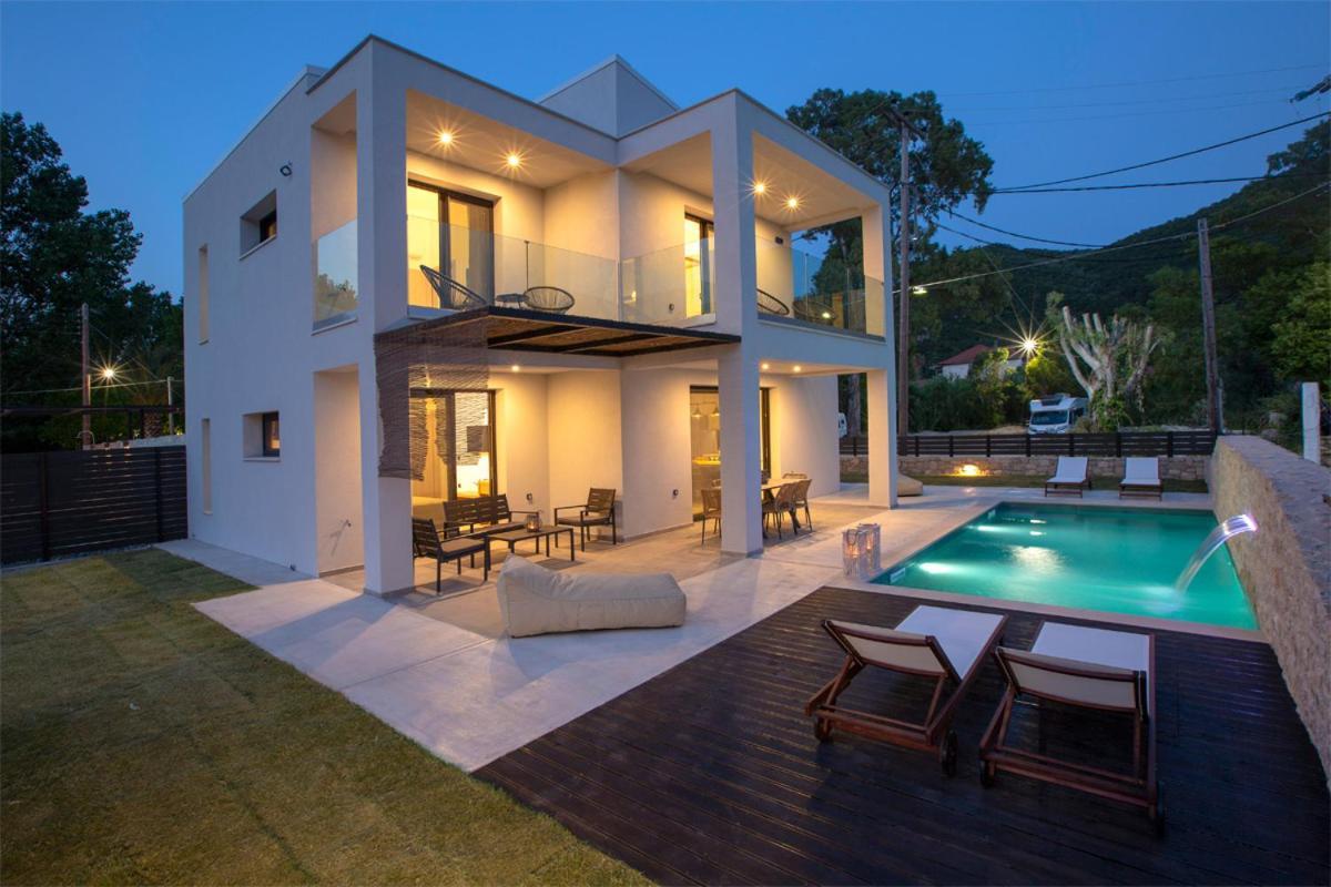 Seascape Villas Vassiliki - Beachfront Villas Zewnętrze zdjęcie